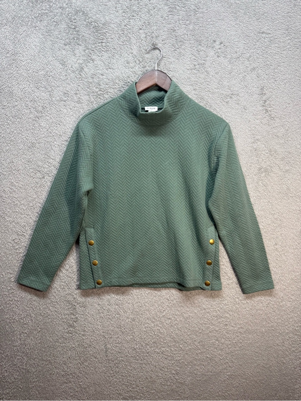 NWT J.Crew Factory Herringbone Quilted Mock Neck Sweatshirt Sage Green
